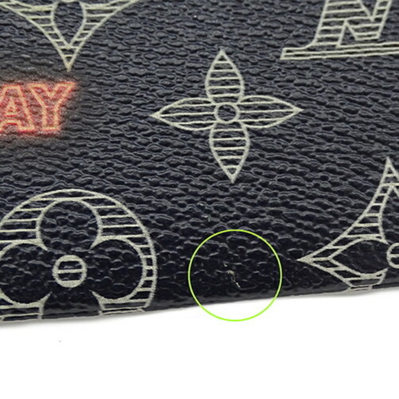 LOUIS VUITTON Navy Monogram Pouch - Picture 10 of 14